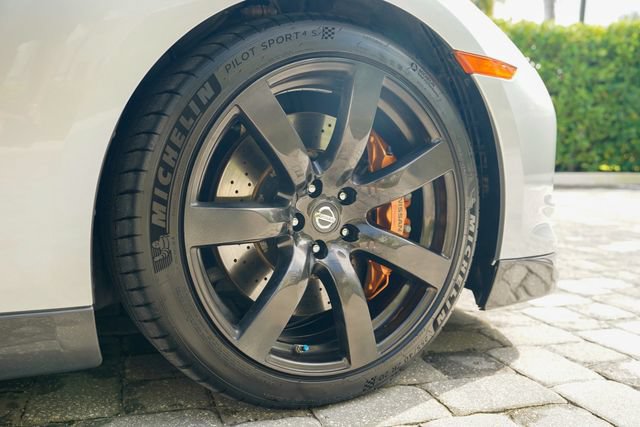 Used 2010 Nissan GT-R Premium AWD/4WD image 54