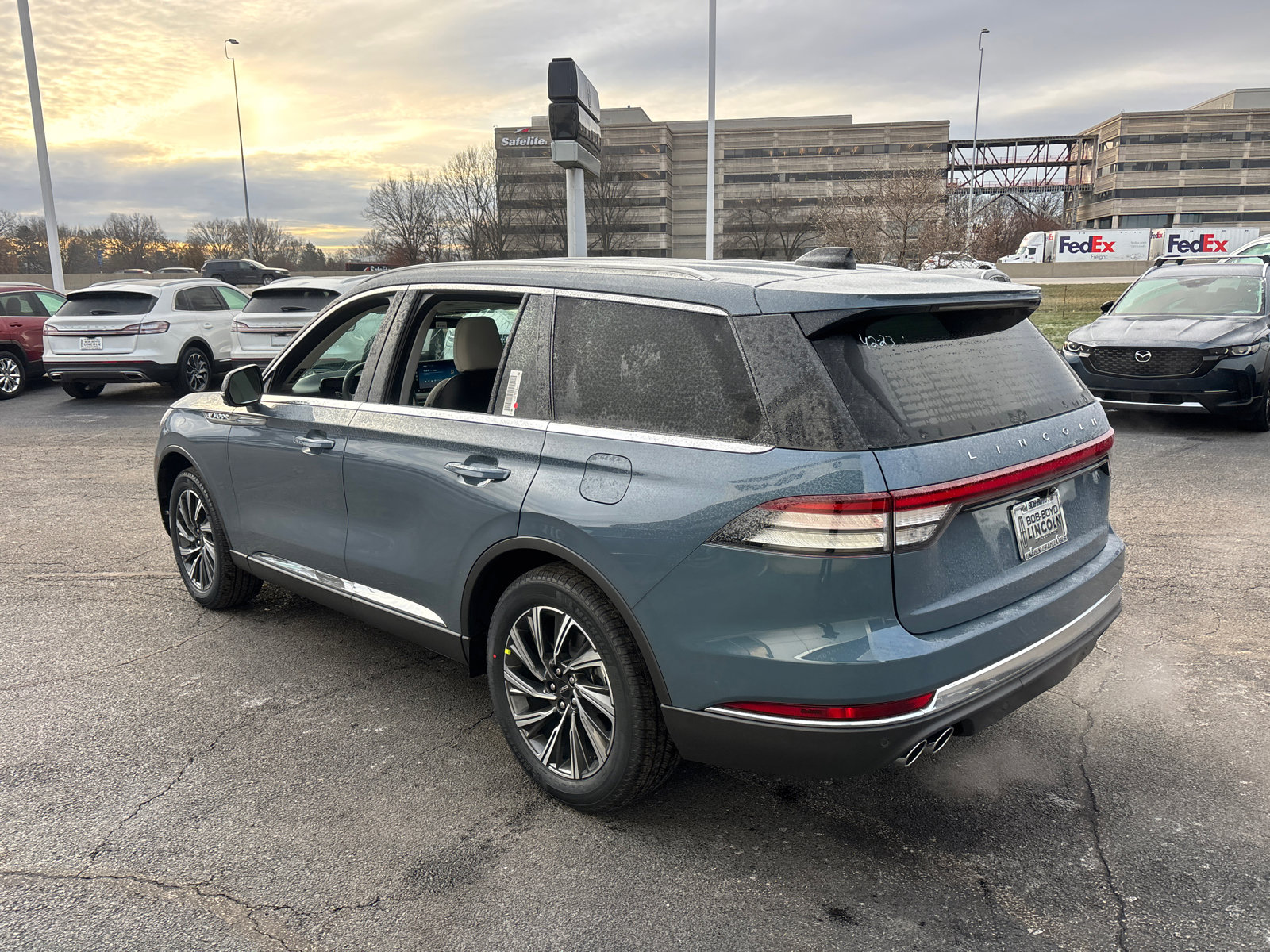 New 2026 Lincoln Aviator AWD image 5