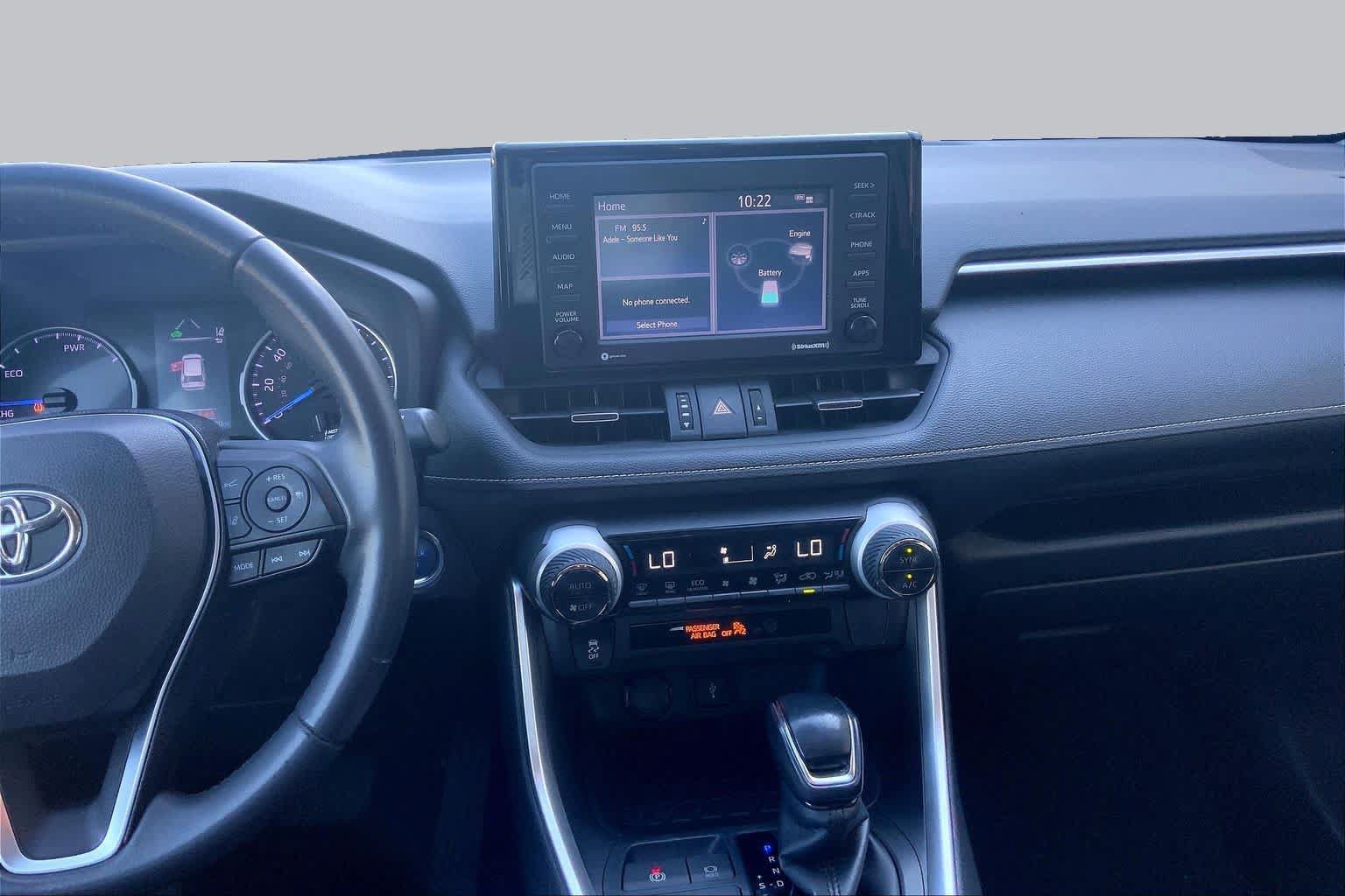 Used 2021 Toyota RAV4 XLE Premium AWD/4WD image 7