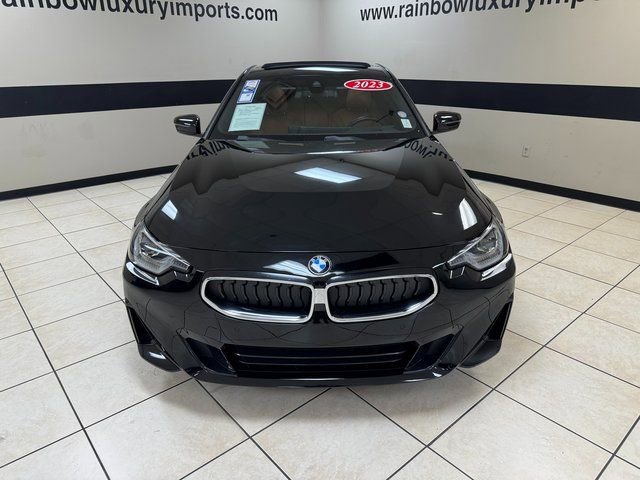 Used 2023 BMW 230i 230i w/ Premium Package image 2