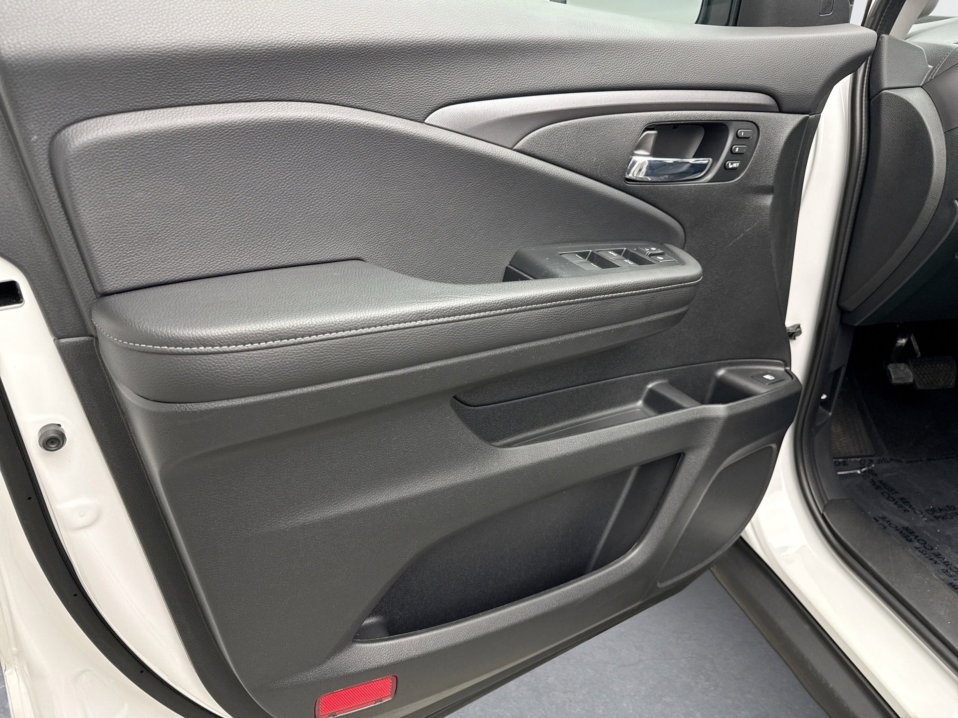 Used 2023 Honda Ridgeline RTL image 9