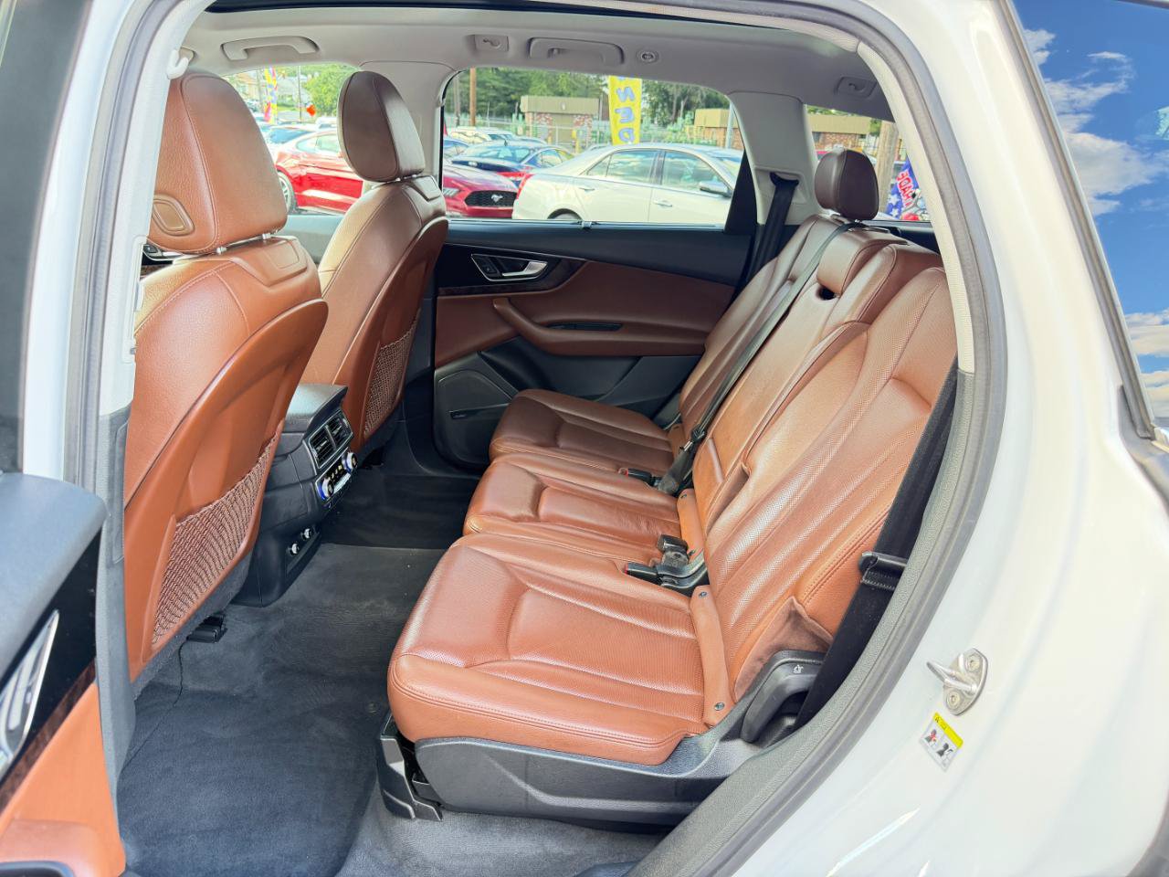Used 2019 Audi Q7 3.0T Premium Plus w/ Premium Plus Package AWD/4WD image 29