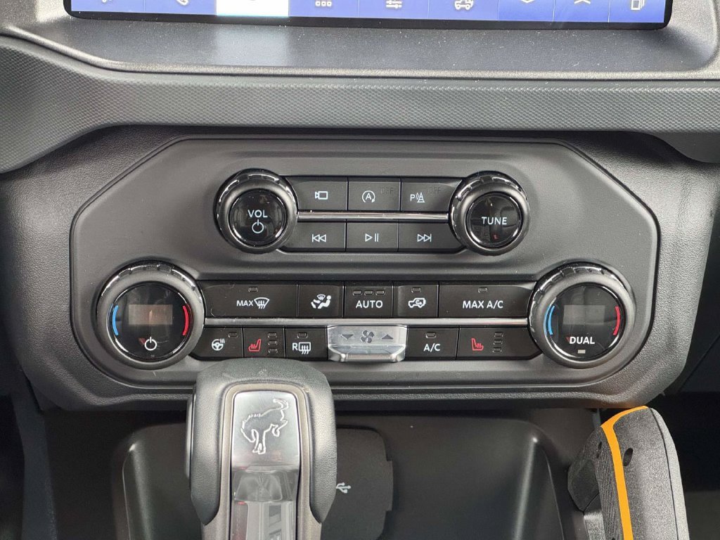 Certified 2024 Ford Bronco Badlands AWD/4WD image 5