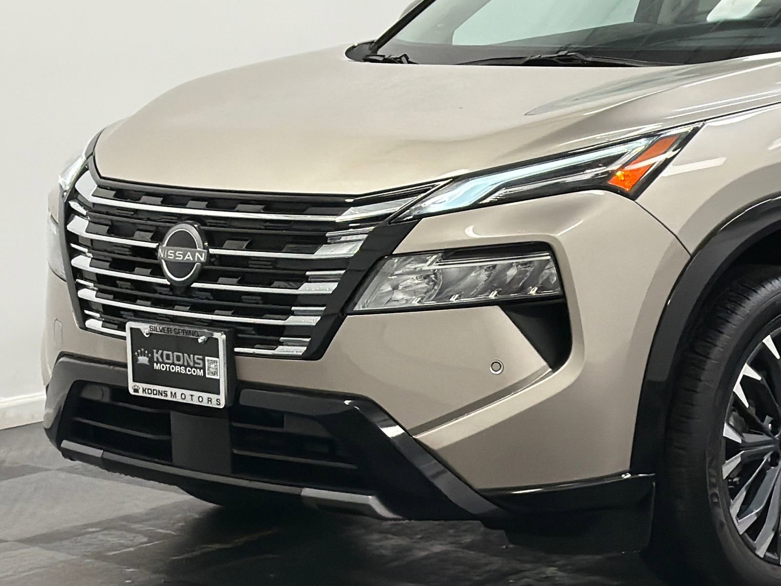 Used 2026 Nissan Rogue Platinum w/ Platinum Premium Package video 2