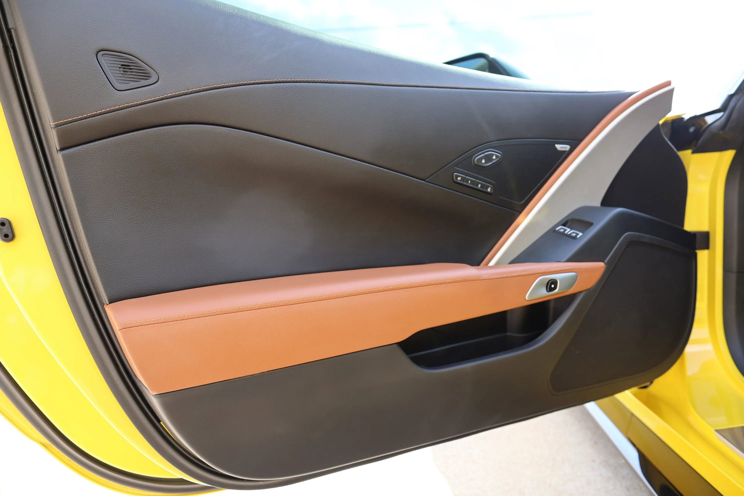 Used 2016 Chevrolet Corvette Z06 w/ 2LZ Preferred Equipment Group image 40