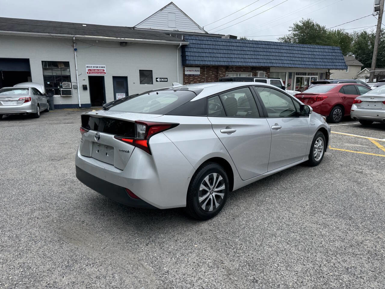 Used 2019 Toyota Prius LE AWD/4WD image 13
