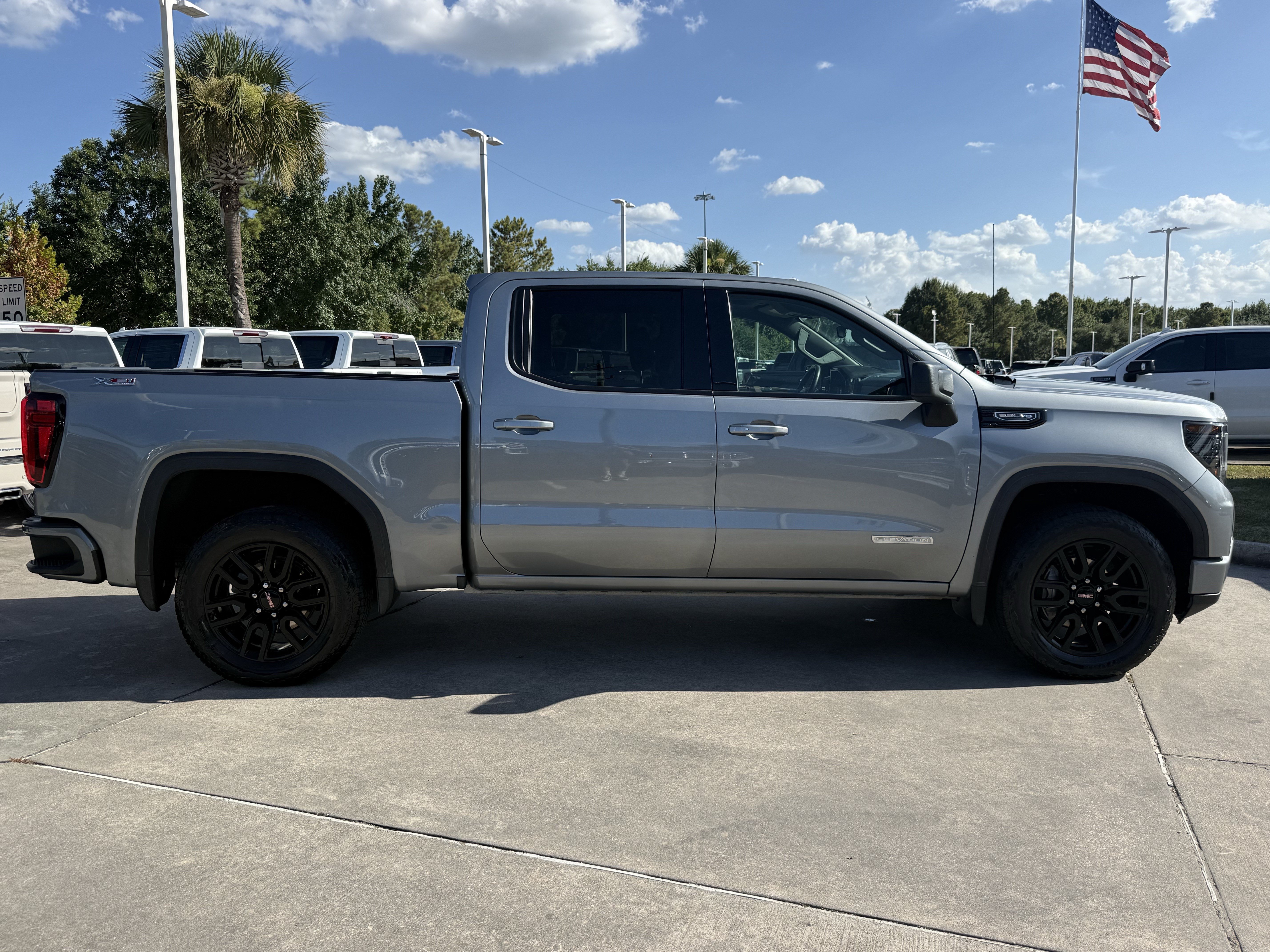 Used 2024 GMC Sierra 1500 Elevation w/ X31 Off-Road Package AWD/4WD image 3