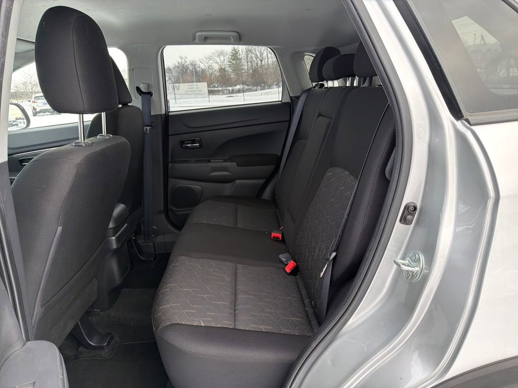 Used 2024 Mitsubishi Outlander Sport ES image 25