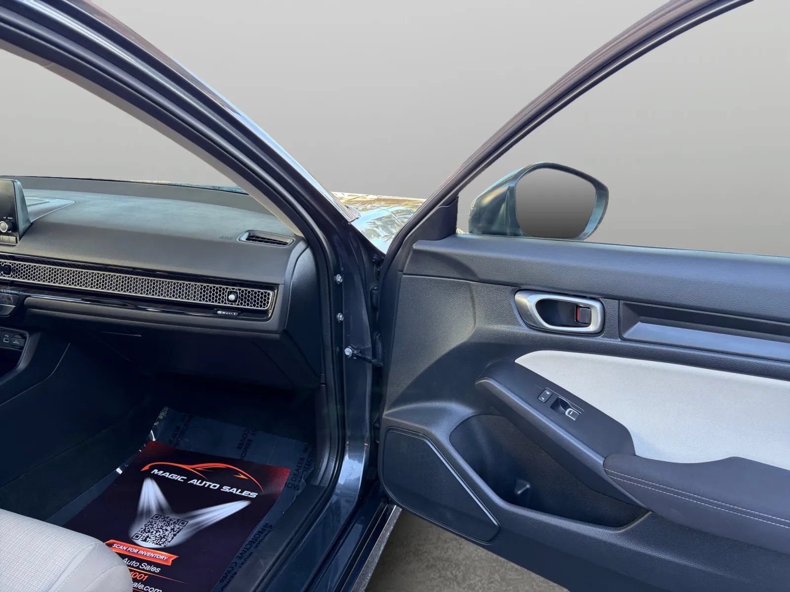 Used 2023 Honda Civic LX image 19