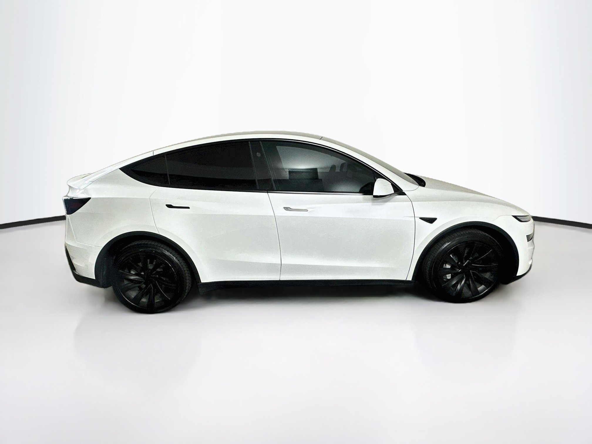 Used 2026 Tesla Model Y Long Range AWD/4WD image 10