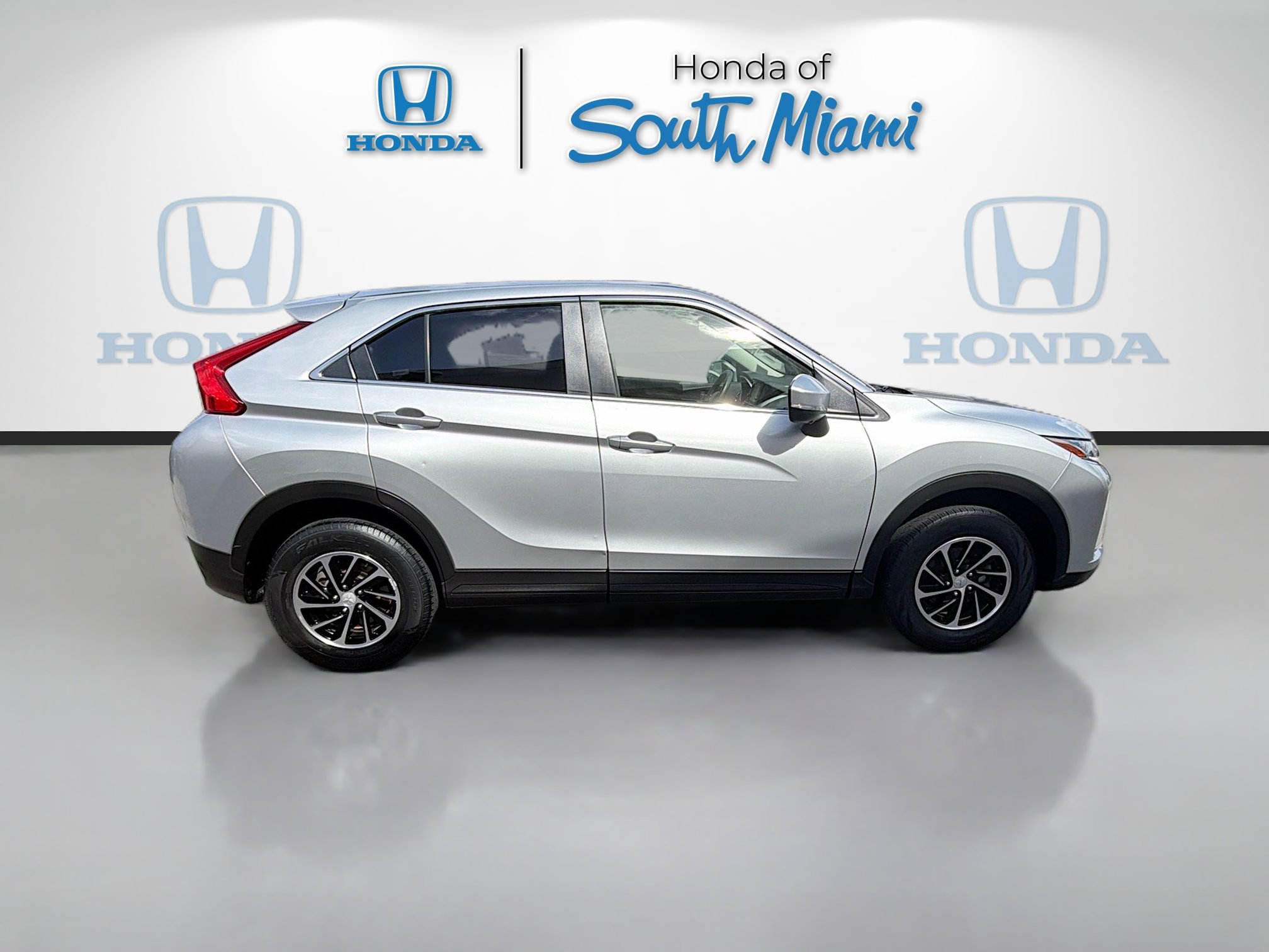 Used 2020 Mitsubishi Eclipse Cross ES image 8