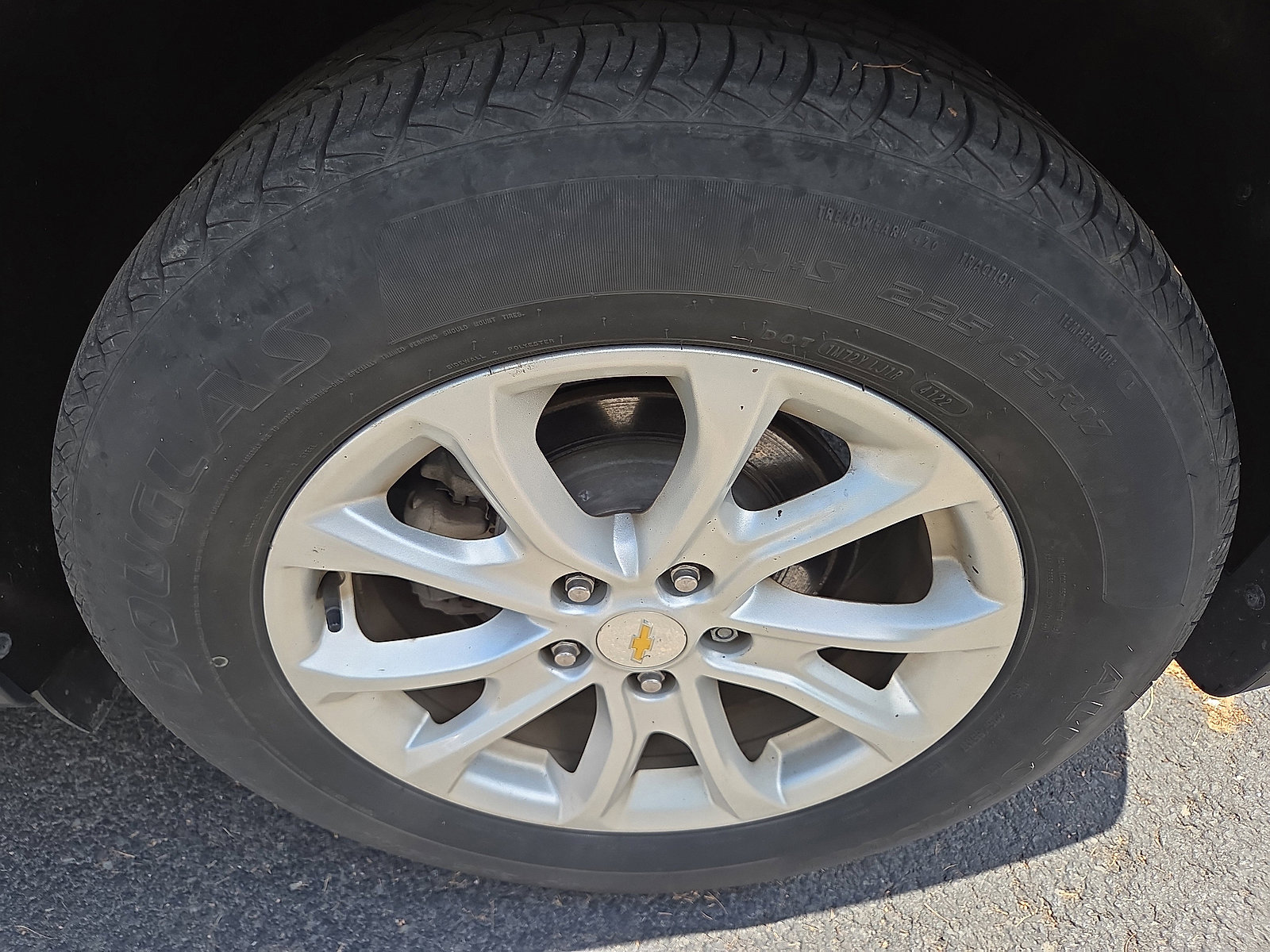 Used 2018 Chevrolet Equinox LS AWD/4WD image 11