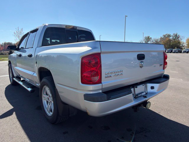 Used 2007 Dodge Dakota SLT w/ Sport Appearance Group AWD/4WD image 12
