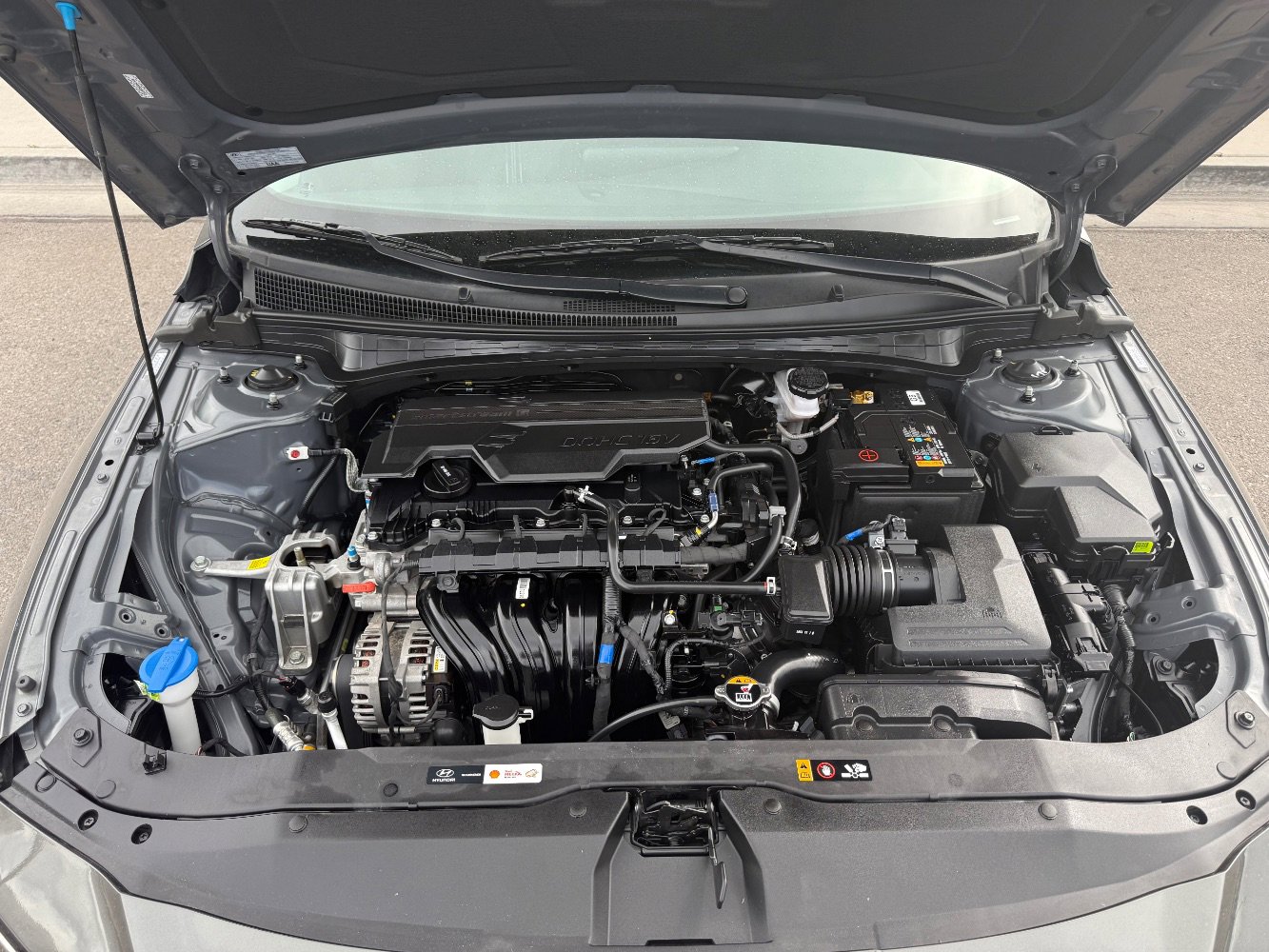 Used 2024 Hyundai Elantra SEL image 3