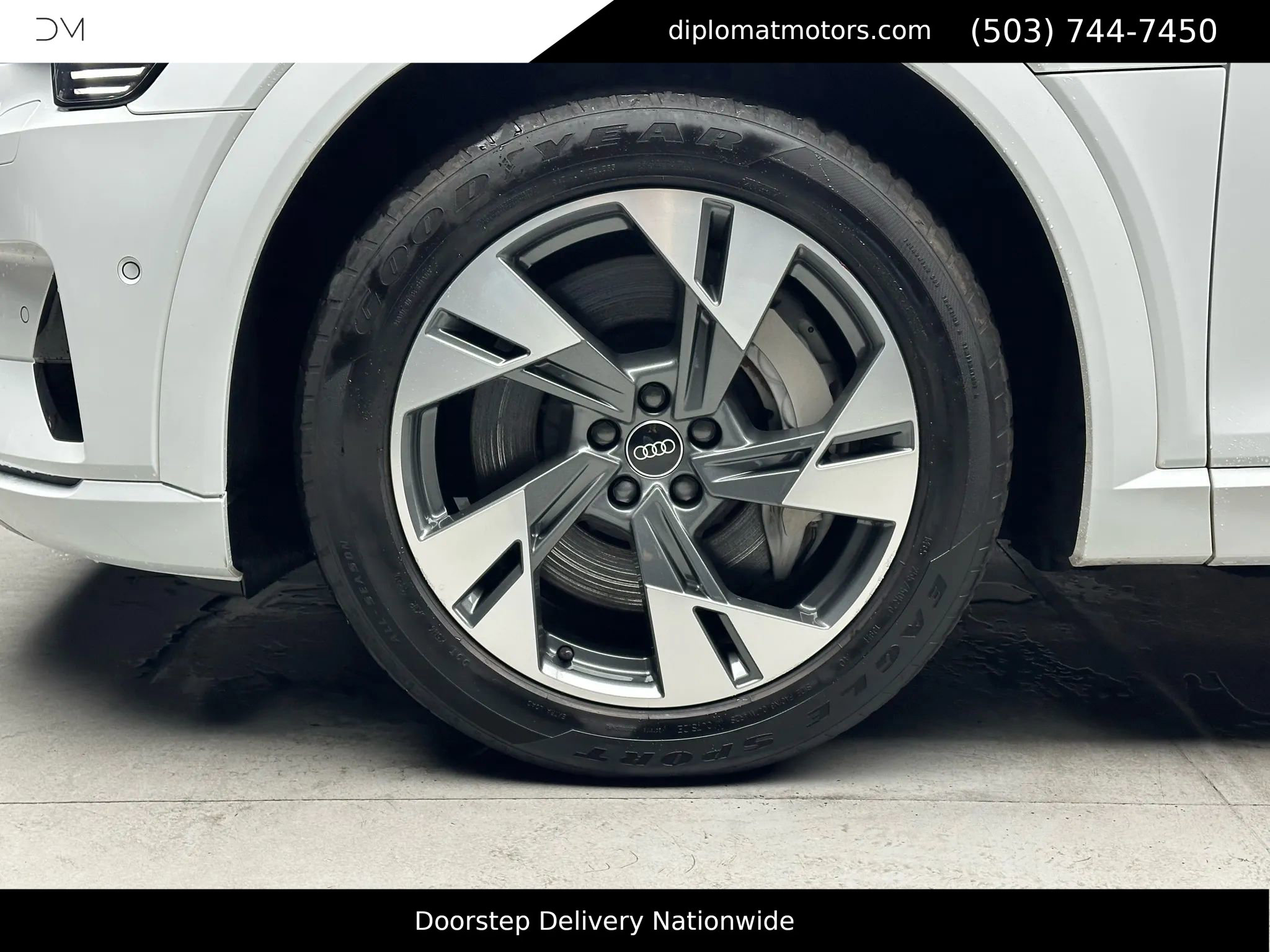 Used 2021 Audi e-tron Premium w/ Convenience Plus Package image 36