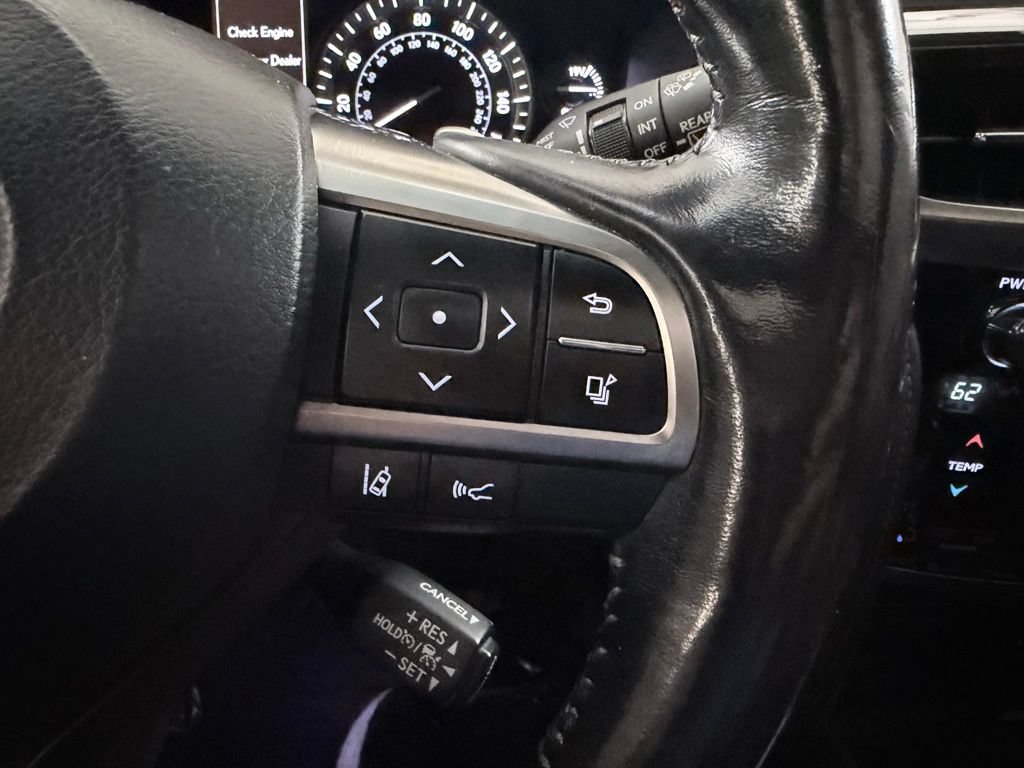 Used 2016 Lexus LX 570 4WD image 25