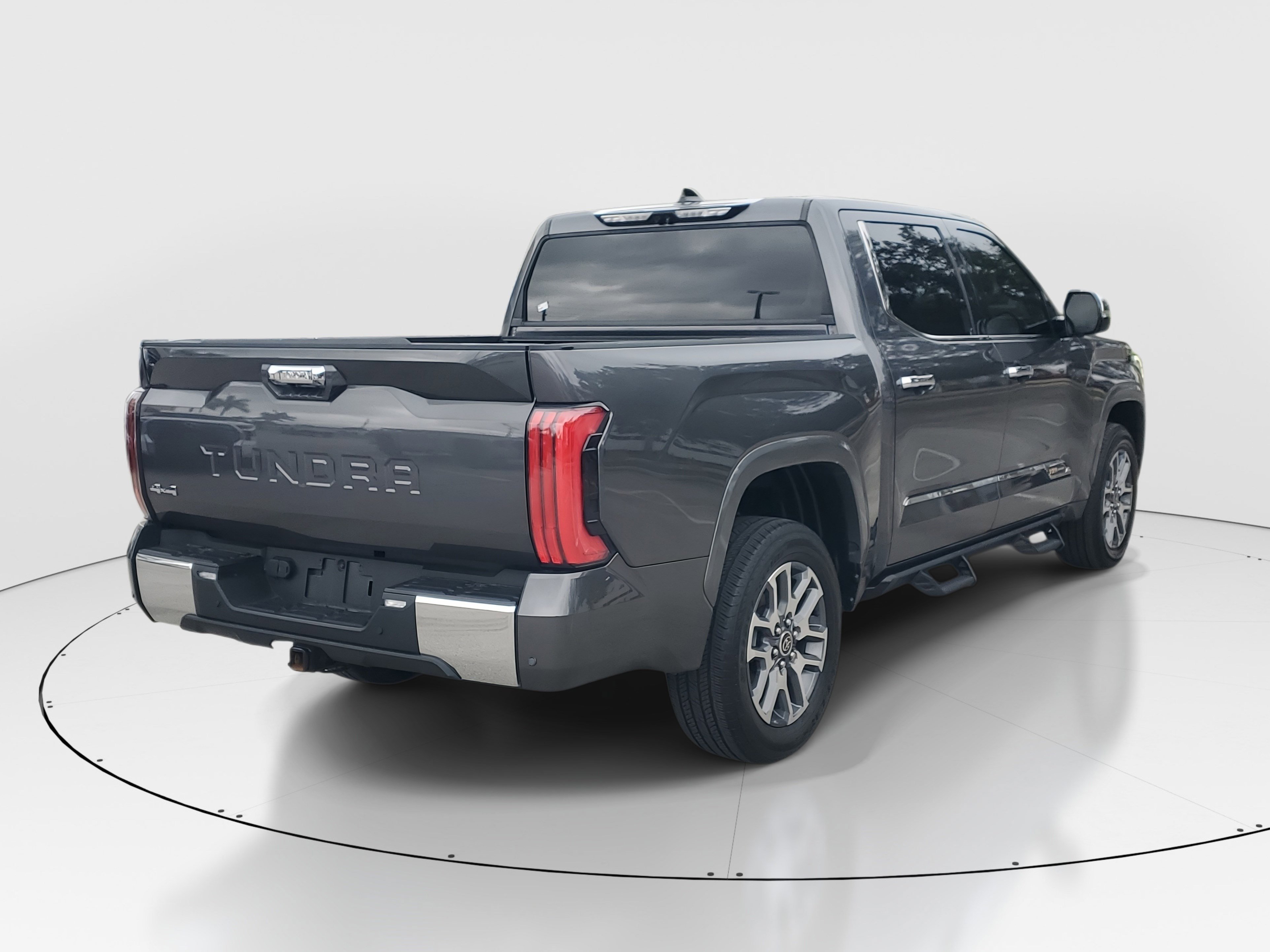 Used 2023 Toyota Tundra 1794 Edition image 3