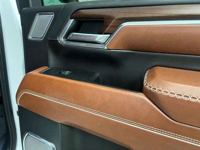 Used 2024 GMC Sierra 3500 Denali Ultimate image 49