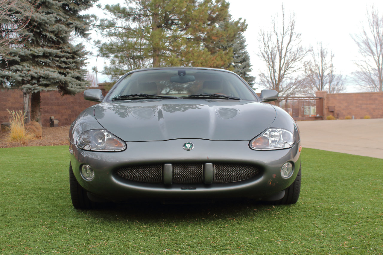 Used 2003 Jaguar XK8 Coupe image 4