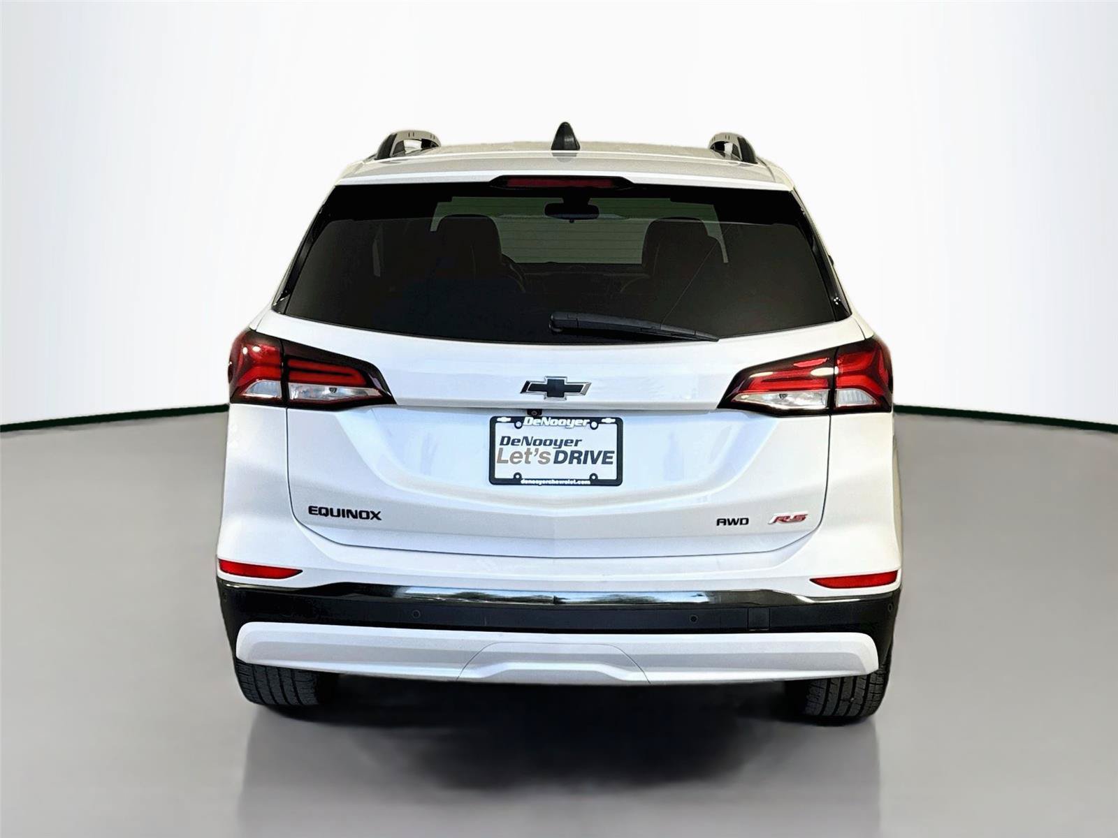 Used 2022 Chevrolet Equinox RS w/ RS Leather Package AWD/4WD image 8