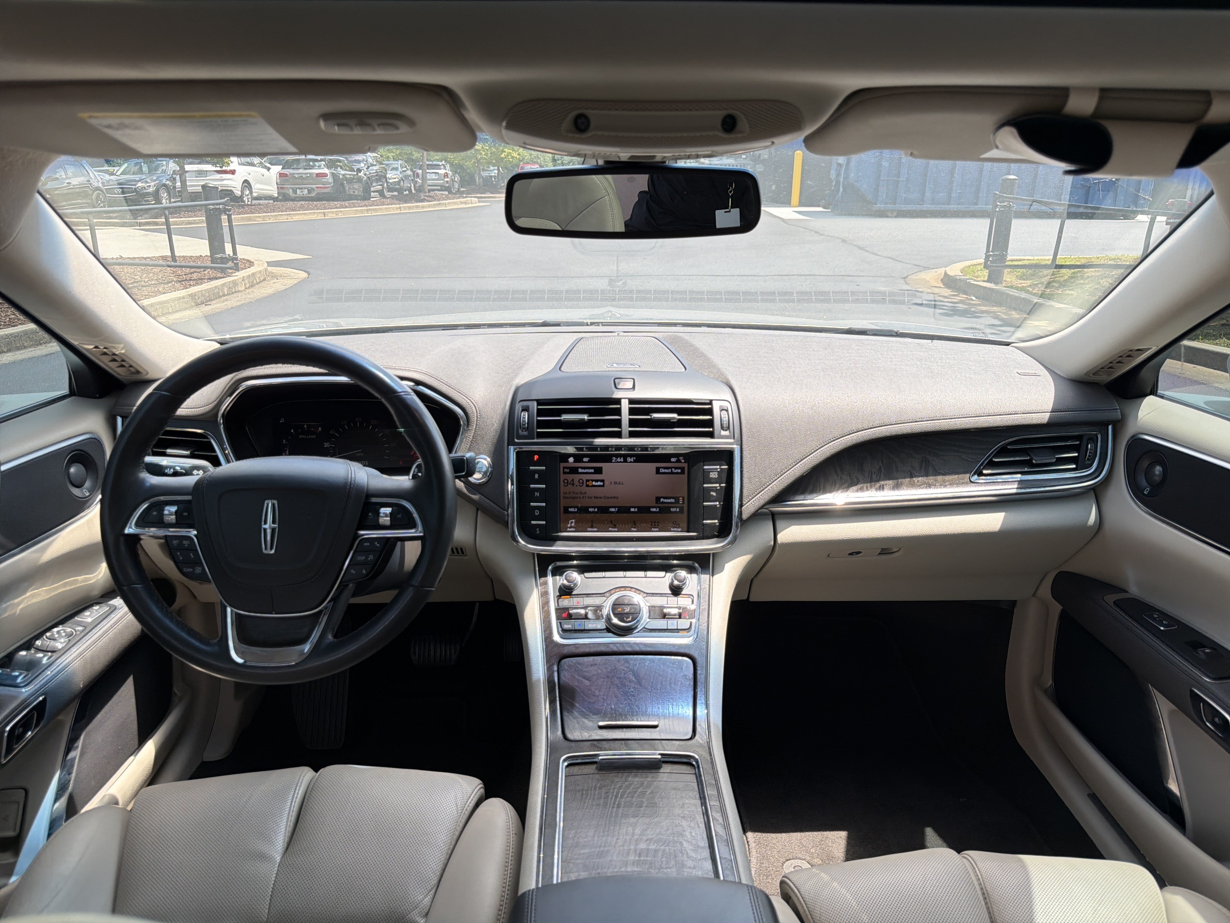 Used 2019 Lincoln Continental Select FWD image 46