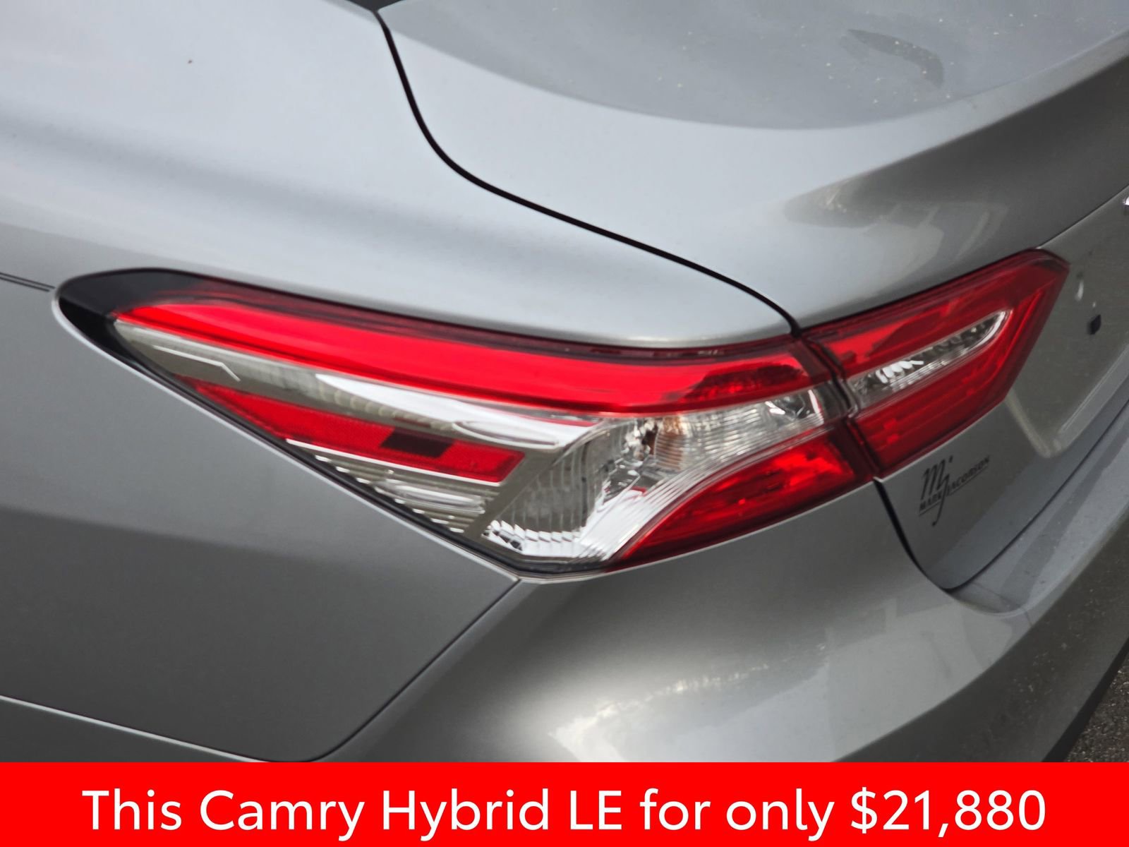 Used 2020 Toyota Camry LE image 40