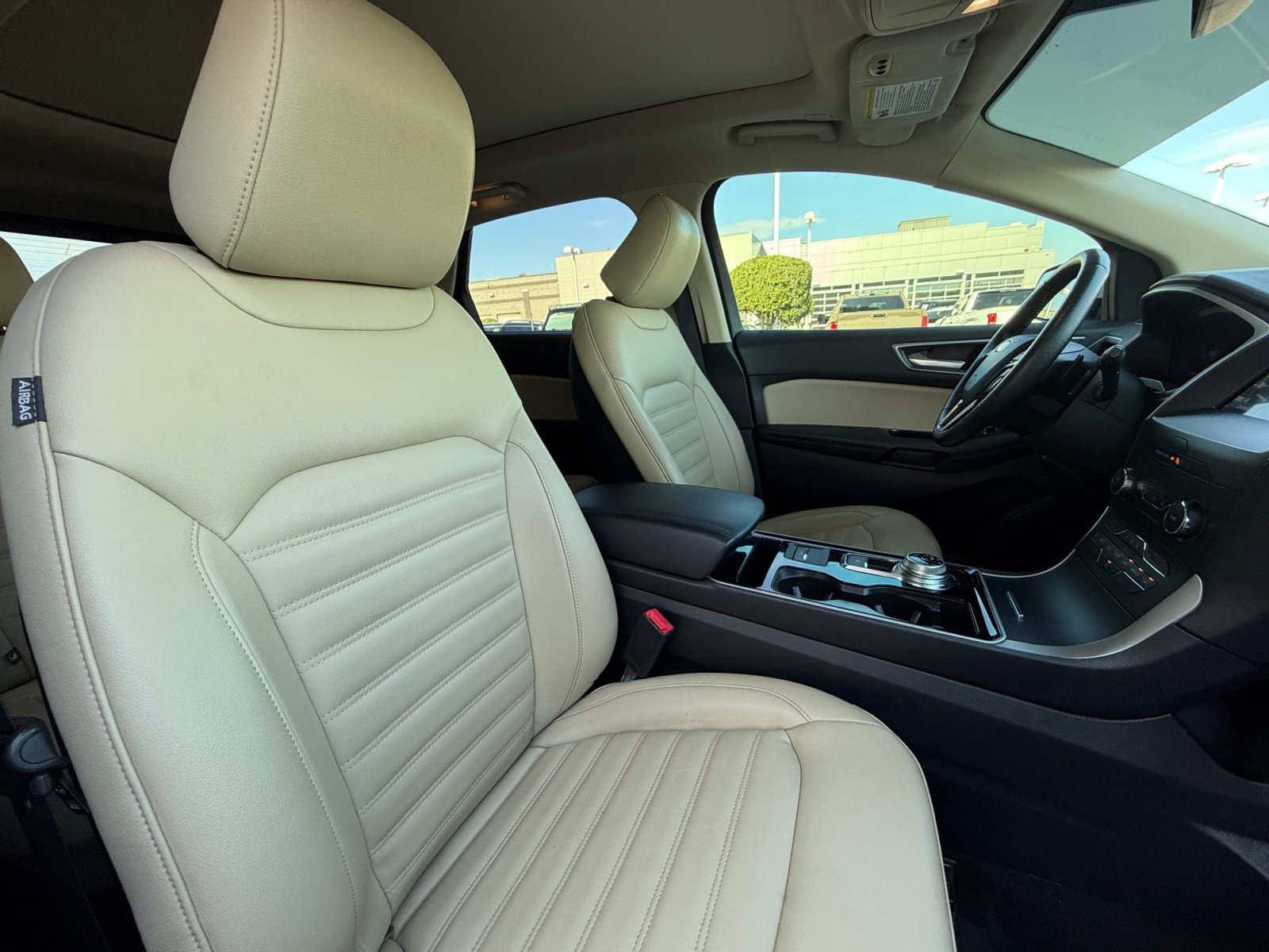 Used 2020 Ford Edge SEL w/ Convenience Package AWD/4WD image 19