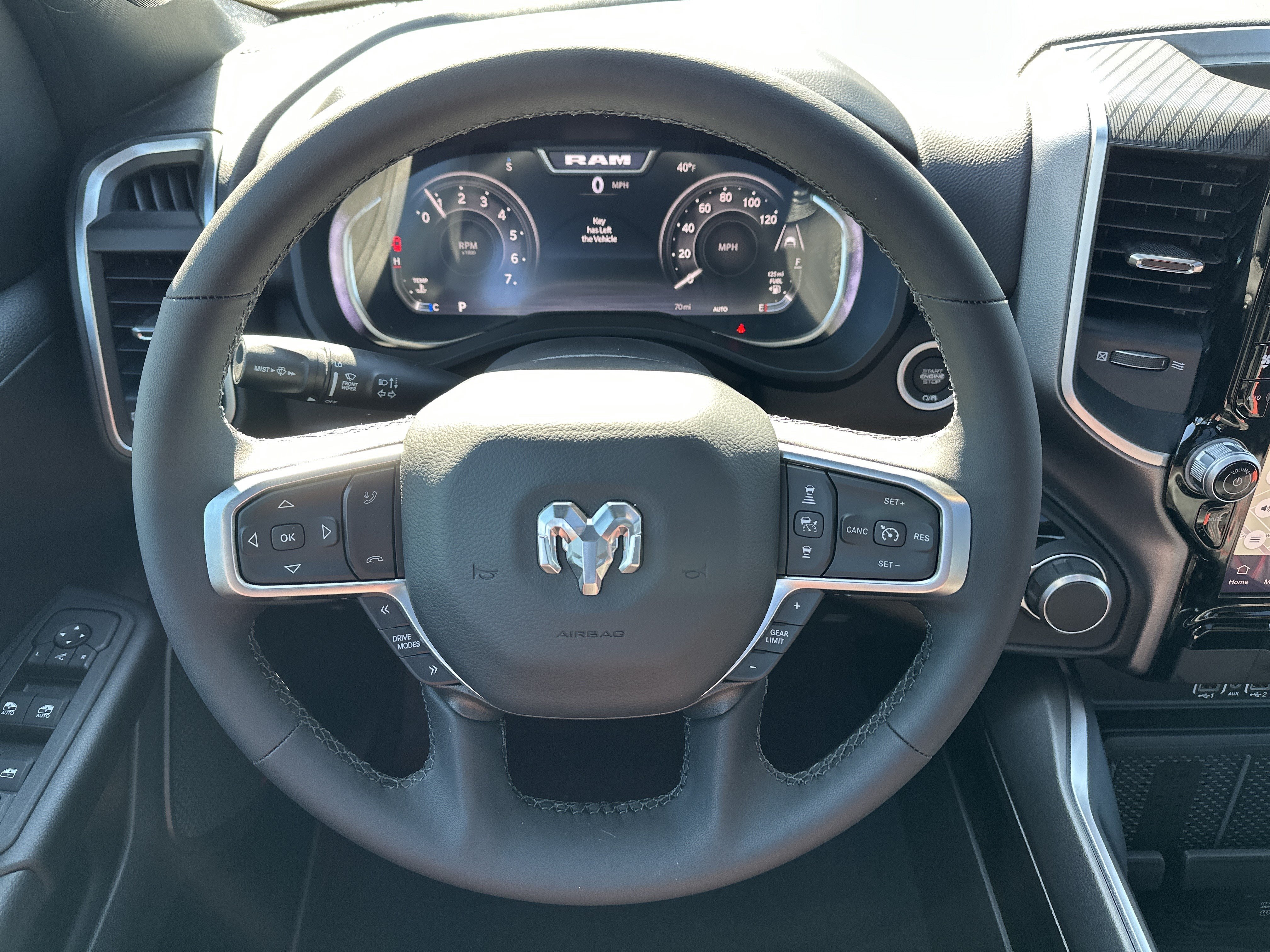 New 2026 RAM 1500 Big Horn AWD/4WD image 26