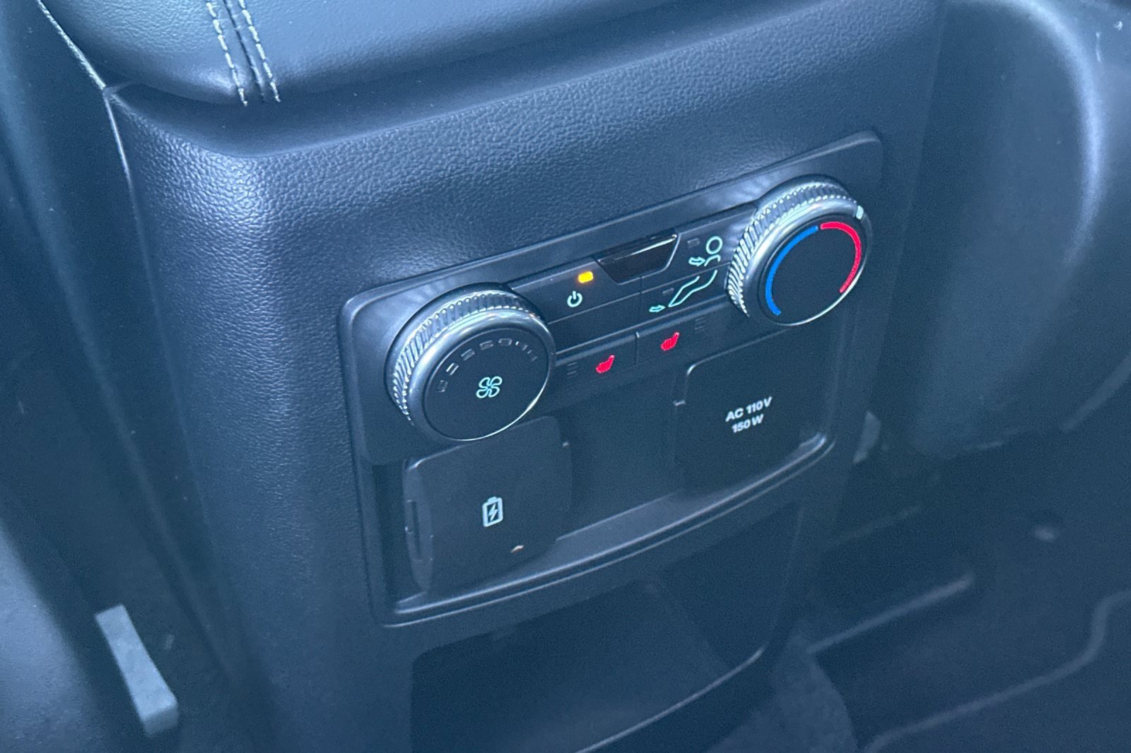 Used 2020 Ford Explorer Limited w/ Class III Trailer Tow Package image 13