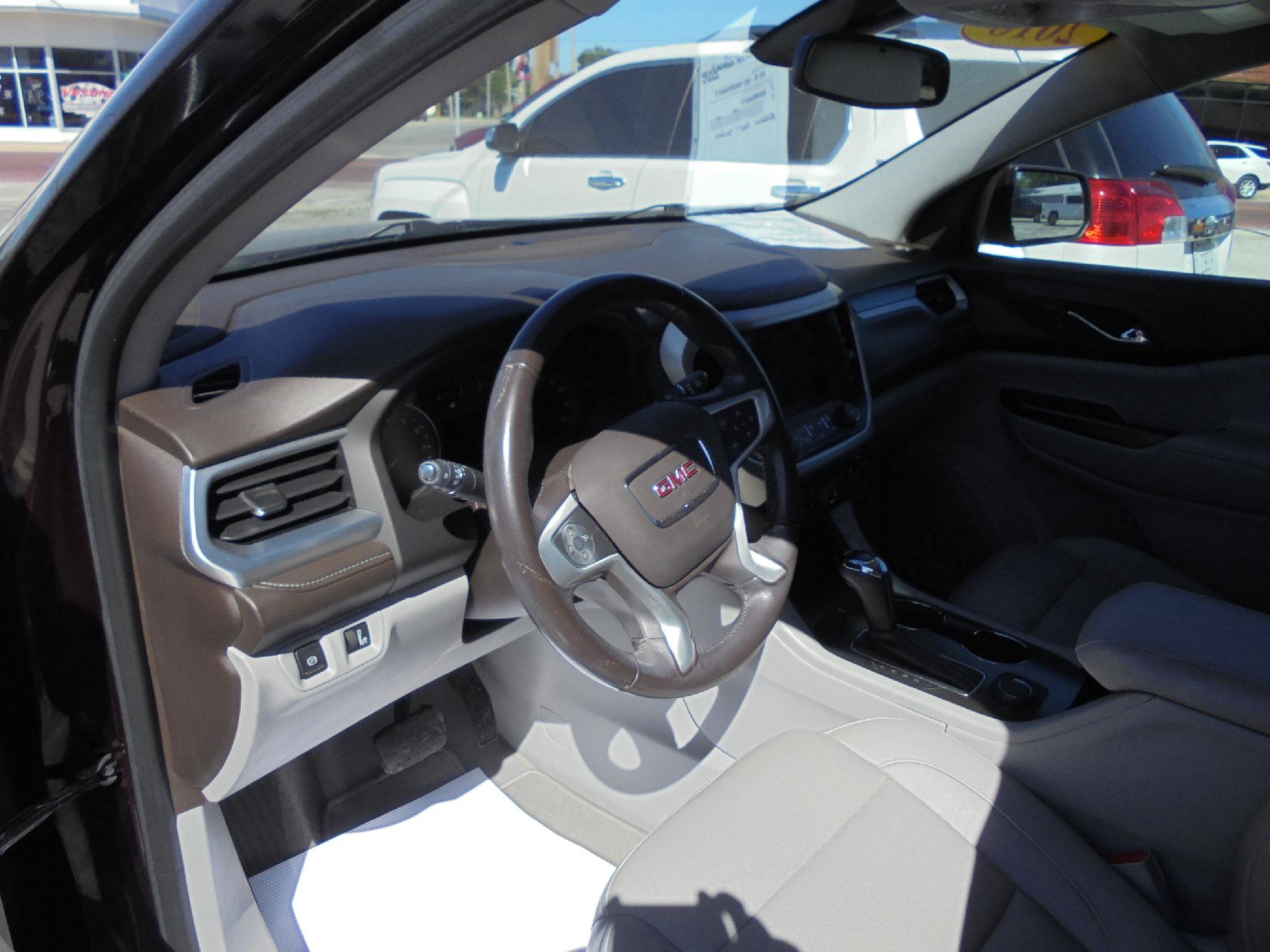 Used 2018 GMC Acadia SLT FWD image 15