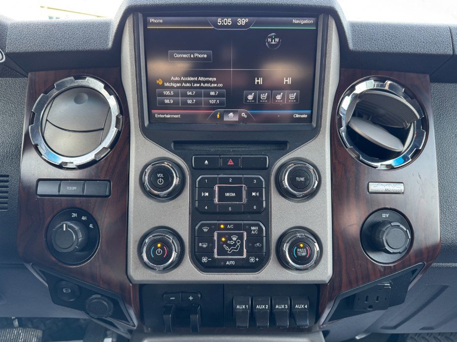 Used 2015 Ford F350 Lariat w/ Lariat Ultimate Package image 22