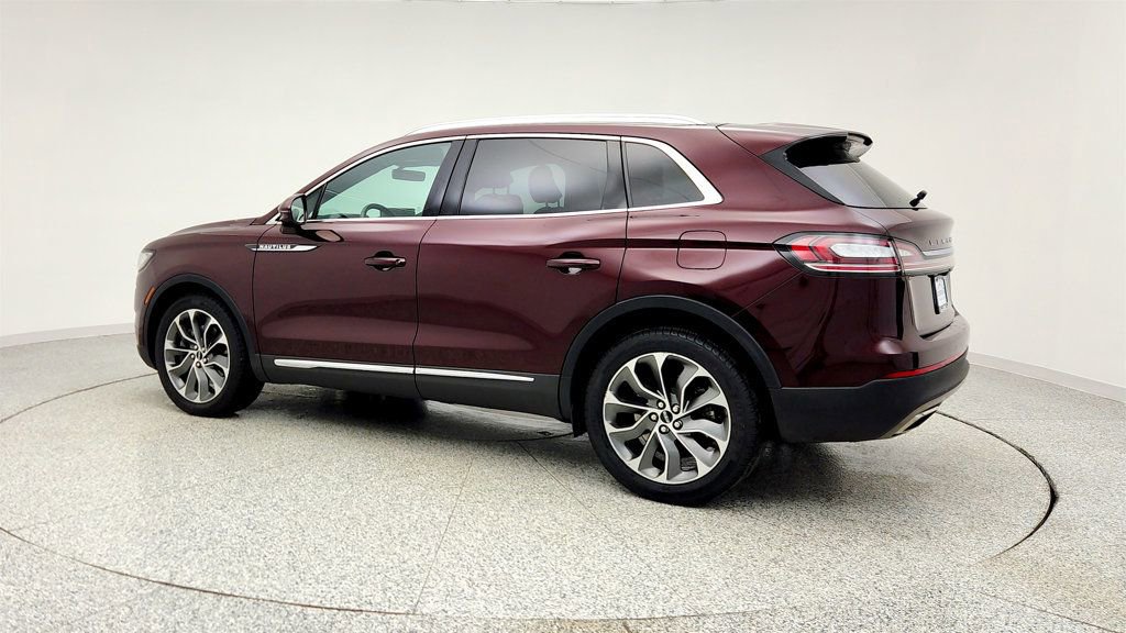 Used 2022 Lincoln Nautilus Reserve w/ Luxury Package image 7