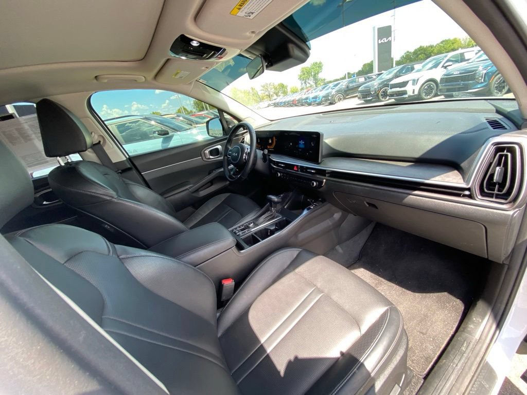 Certified 2025 Kia Sorento X-Line EX AWD/4WD image 31