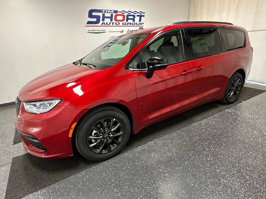 New 2025 Chrysler Pacifica Select w/ Fav Edition Package image 1