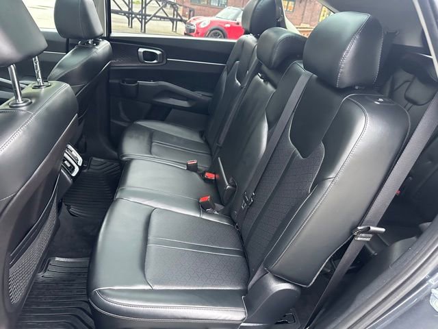 Used 2021 Kia Sorento S w/ Panoramic Sunroof Package image 10
