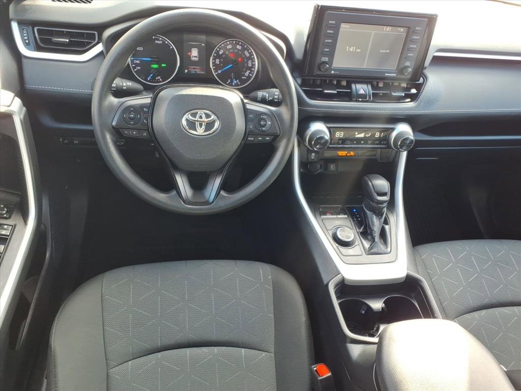 Used 2021 Toyota RAV4 XLE image 10
