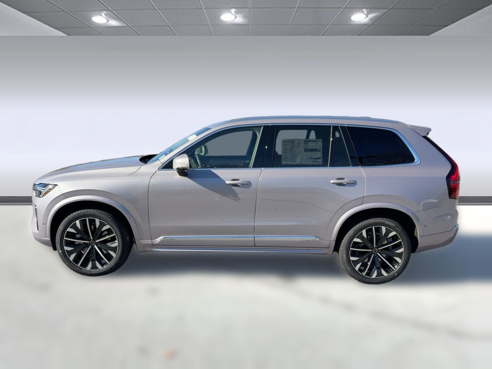 New 2026 Volvo XC90 B6 Plus w/ Protection Package image 2
