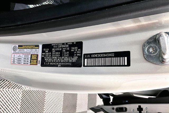 Used 2025 Kia Carnival SX Prestige FWD image 41