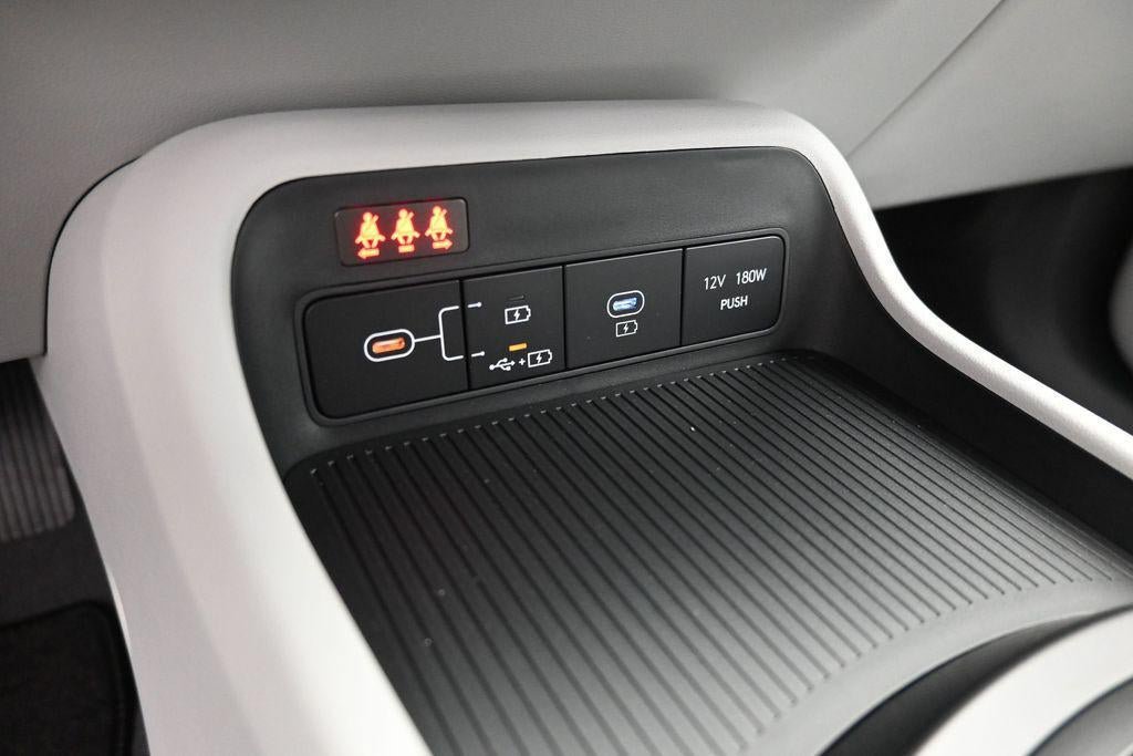 New 2027 Hyundai Kona SE FWD image 20