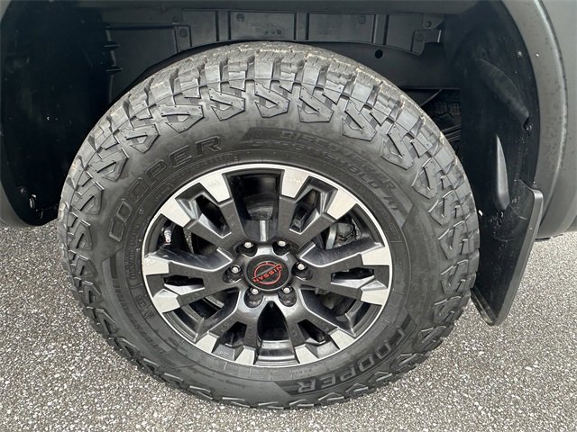 Used 2023 Nissan Titan PRO-4X w/ Pro-4x Utility Package image 19