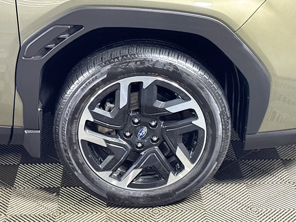 Used 2025 Subaru Forester Limited image 24