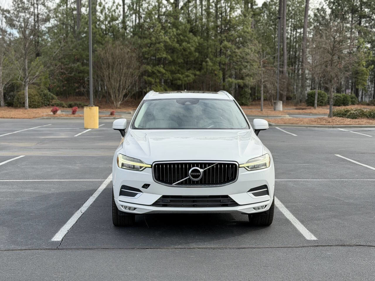 Used 2019 Volvo XC60 T5 Inscription w/ Protection Package image 2