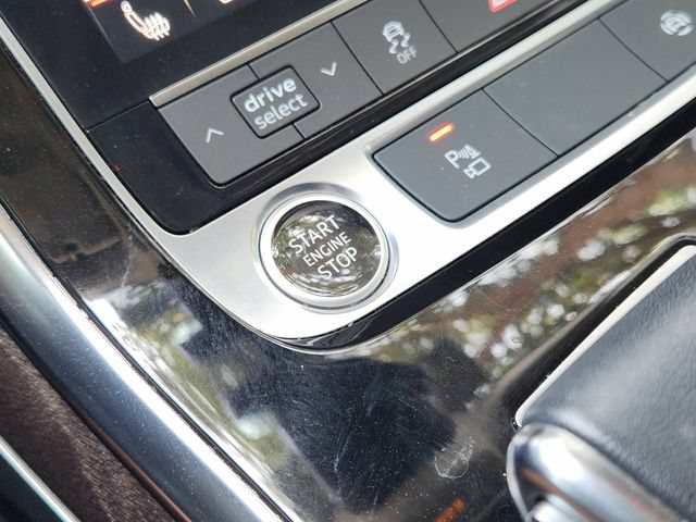 Used 2022 Audi Q8 Premium Plus w/ Premium Plus Package AWD/4WD image 8