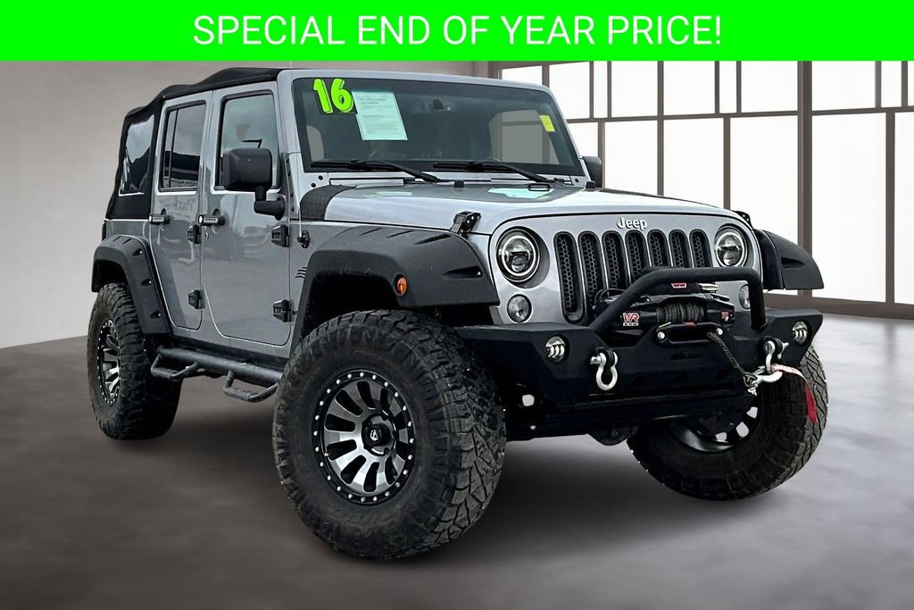 Used 2016 Jeep Wrangler Unlimited Rubicon w/ Connectivity Group image 3