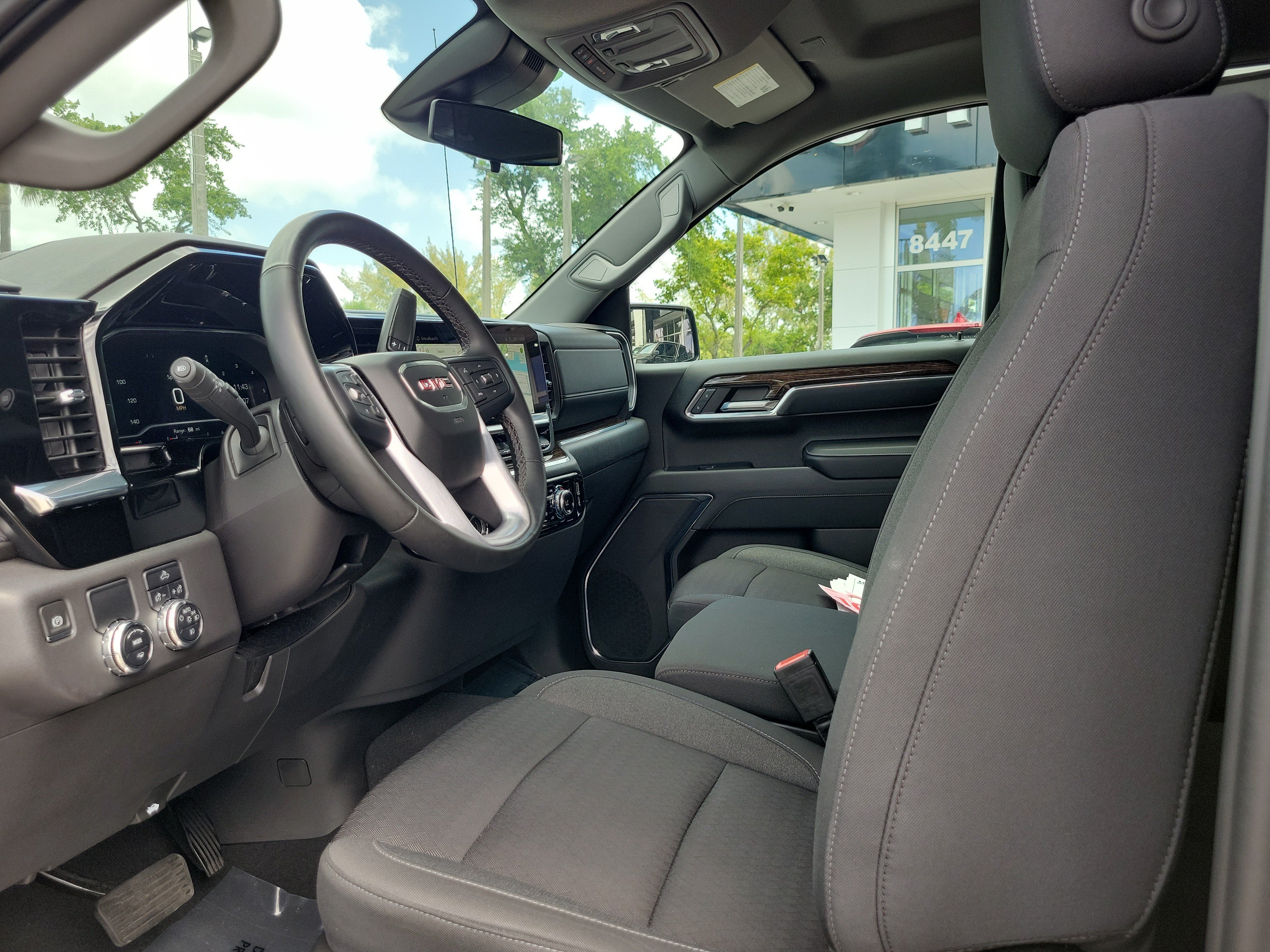 Used 2023 GMC Sierra 1500 Elevation RWD image 12