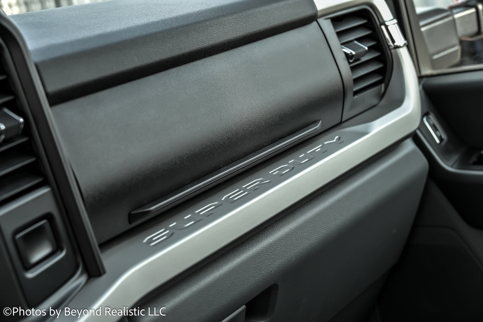 Used 2024 Ford F250 XLT image 39