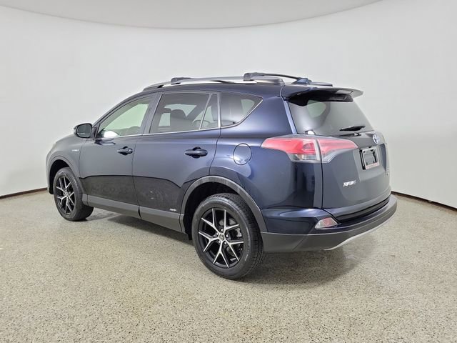 Used 2018 Toyota RAV4 SE image 7