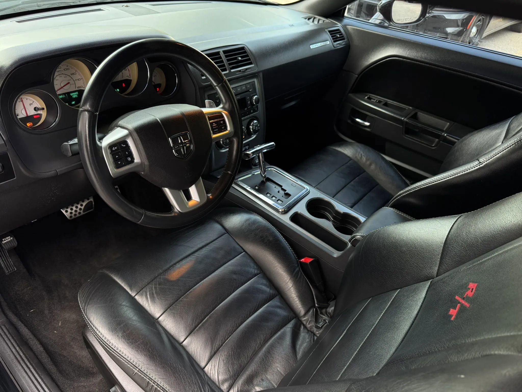 Used 2012 Dodge Challenger R/T RWD image 13