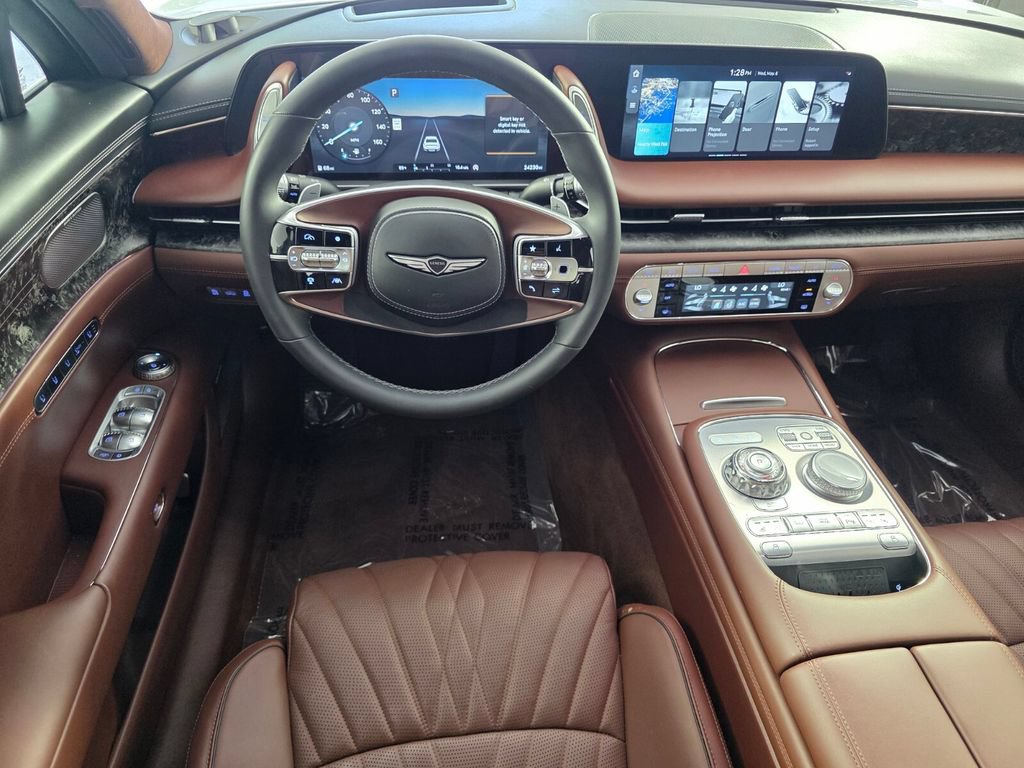 Used 2024 Genesis G90 3.5T AWD/4WD image 13