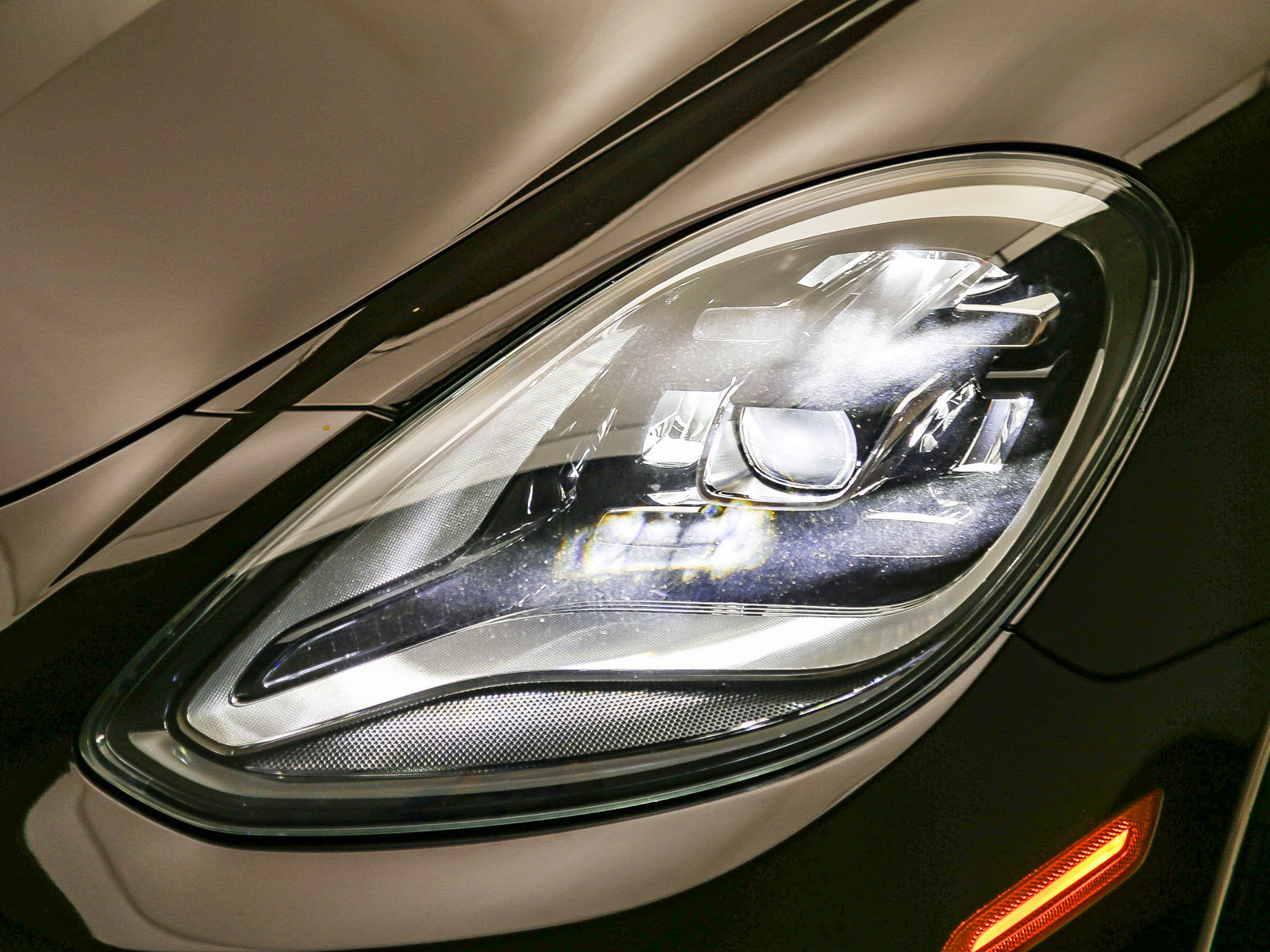 Certified 2023 Porsche Panamera Platinum Edition RWD image 11